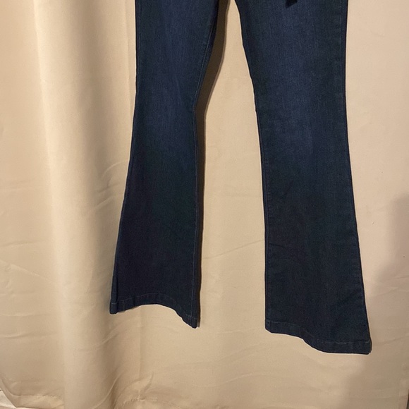 Women’s jeans - Picture 9 of 12